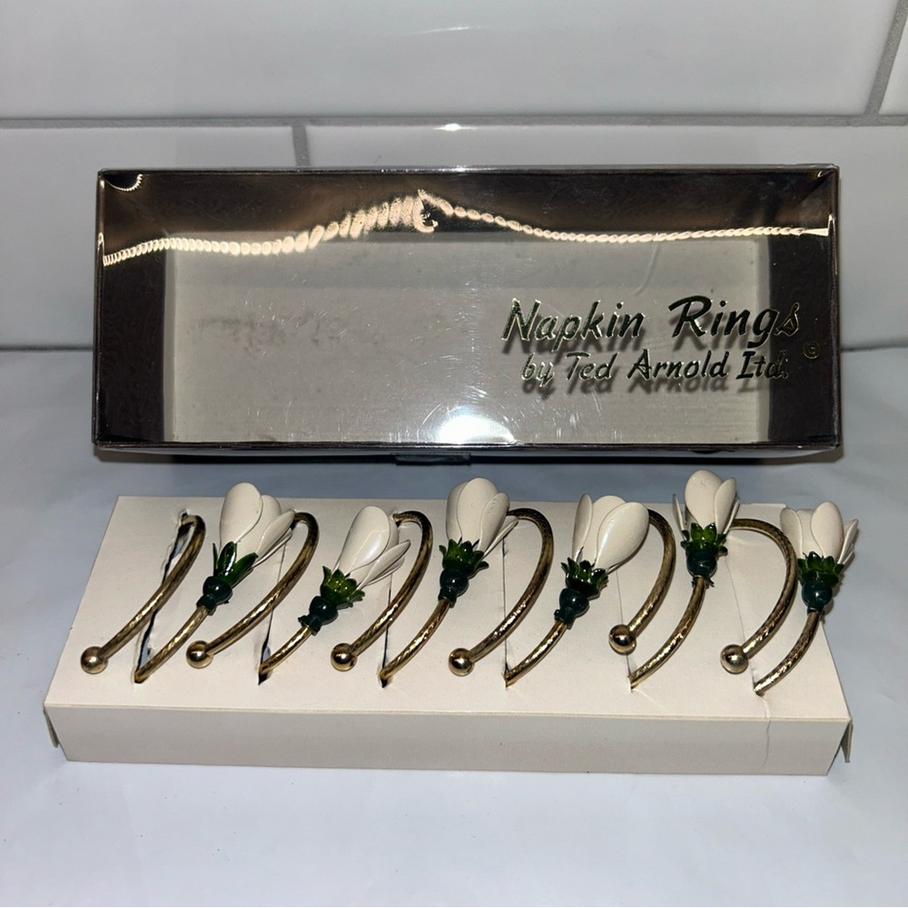 6 Ted Arnold Vintage 1979 White Flowers Gold Napkin Rings Set Of 6 Original Box